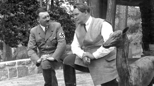 Hitler y Göring en Carinhall