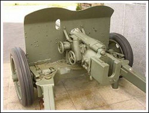 Cañón anticarro de 47 mm. 1937 APX