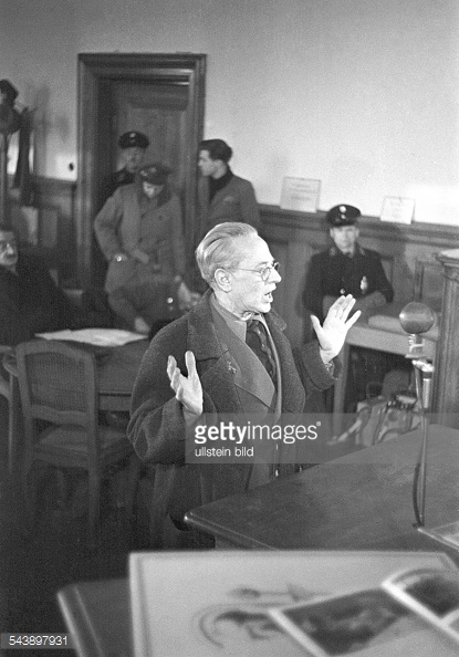 Heinrich Hoffmann durante su juicio