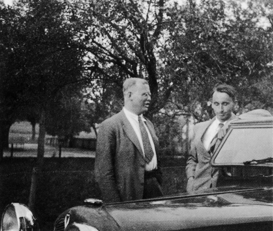 Dietrich Bonhoeffer con el suizo Erwin Sutz en Zurich Dietrich Bonhoeffer con el suizo Erwin Sutz en Zurich