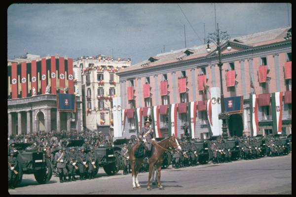 Visita de Hitler a Italia. Nápoles