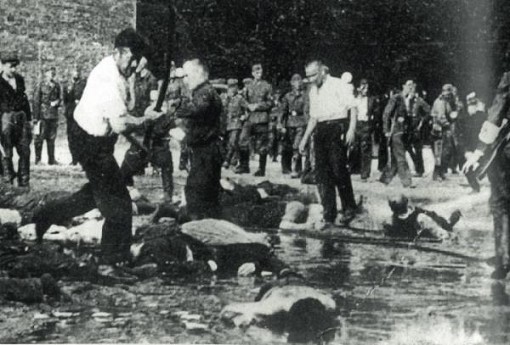 Momento de la masacre de judíos en Jedwabne, Polonia