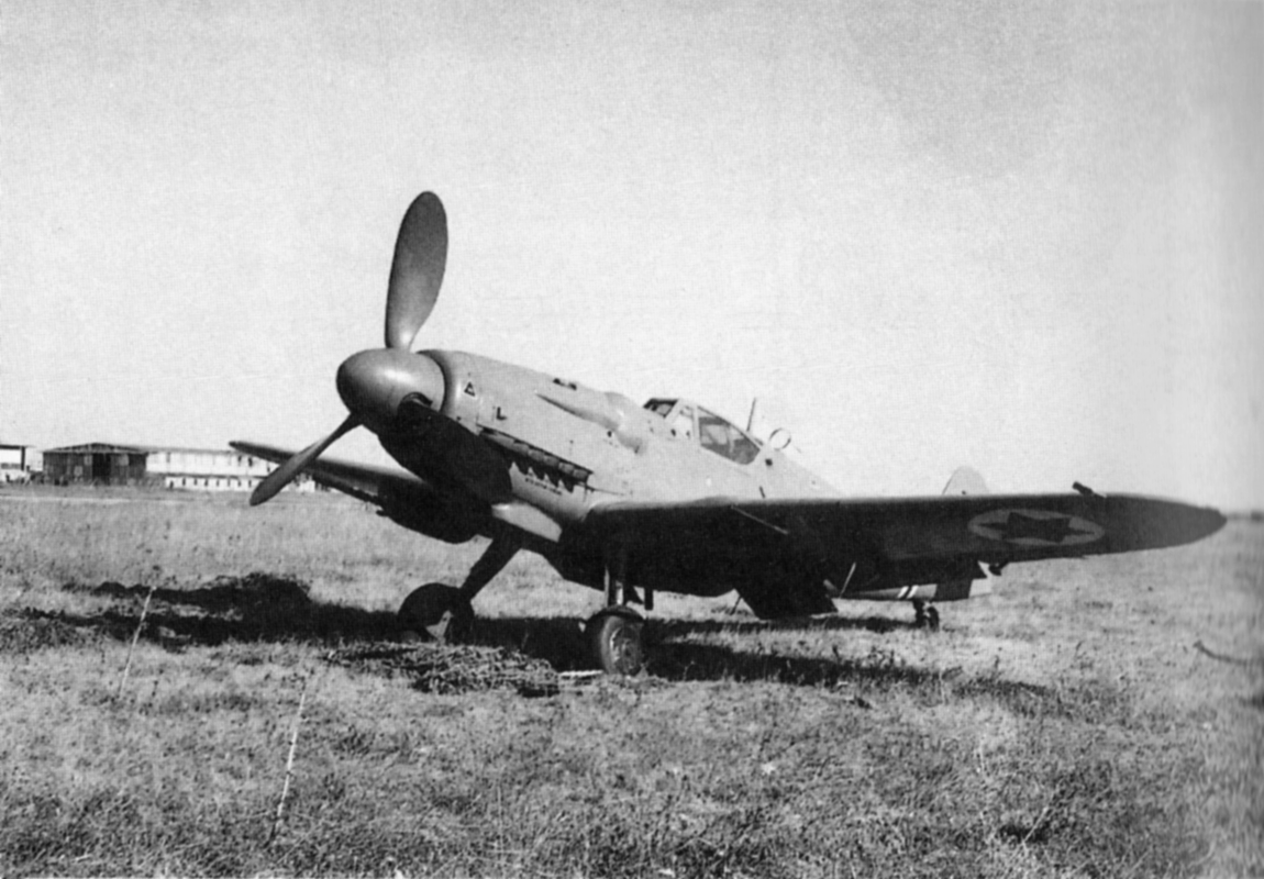 S 199 de la fábrica Avia, similar al BF-109, fueron entregados por Checoslovaquia, con ellos la Shel HaAvir, Fuerza aérea israelí, equipó al 101 escuadrón