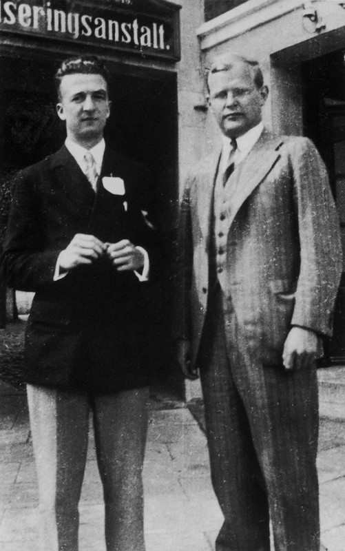 Dietrich con Jean Lasserre en la conferencia de Fano, agosto 1934 Dietrich con Jean Lasserre en la conferencia de Fano, agosto 1934
