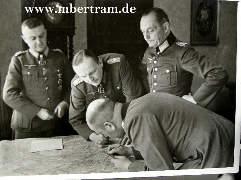 Noviembre de 1944, Walter Model, Gerd von Rundstedt y Hans Krebs