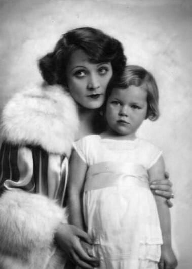 Marlene Dietrich con su hija Maria Riva Sieber