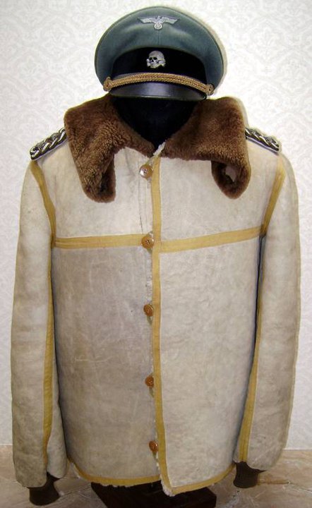 Abrigo corto de invierno del Teniente General de las Waffen SS Josef Sepp Dietrich