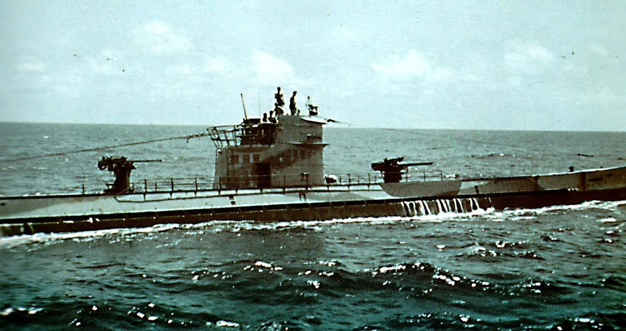 Fotografía a color del U-177