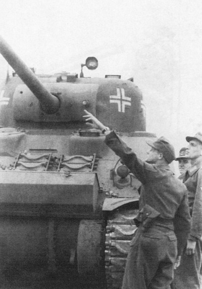 Sherman Firefly capturados por los alemanes
