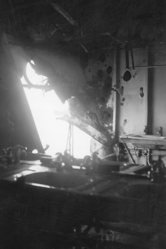 Vista del impacto de un proyectil en el Graf Spee
