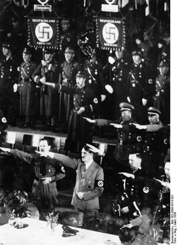 Apertura de la 27 Feria Alemana en Königsberg el 20 de Agosto de 1939. Erich Koch, Arthur Greiser, Hans Pfundtner y Walter Friedrich