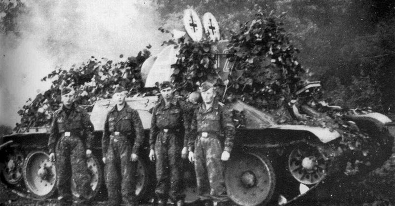 Blindado de la 9ª compañía 3 SS Pz.Abt. 2 SS Panzer Division Das Reich