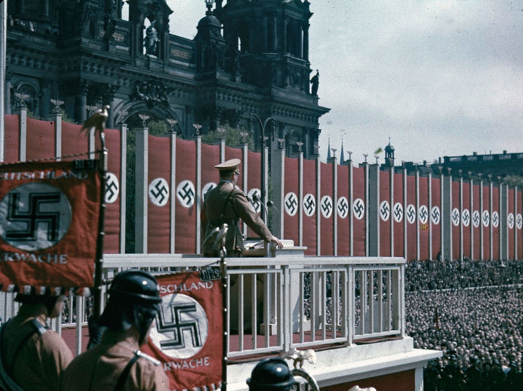 Discurso de Adolf Hitler en el Lustgarten de Berlín en 1938
