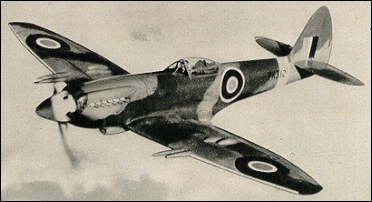 Supermarine Spitfire con armamento Vickers