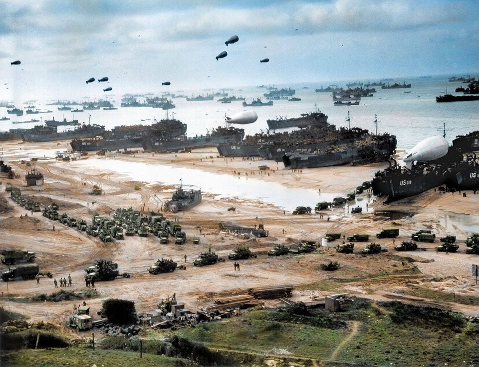 Dos días después del día D, D+2, en Normandía. El desembarque es masivo en la playa Omaha
