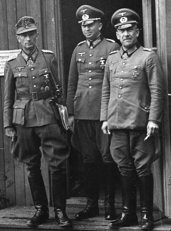 Coronel General Eduard Dietl, mayor general Erich Buschenhagen y Coronel General Nikolaus von Falkenhorst en Finlandia