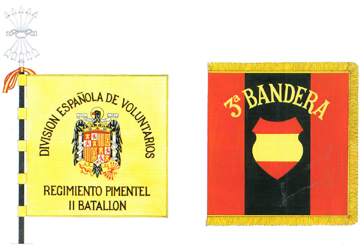 A la izquierda el estandarte del Segundo Batallón, 262 Regimiento de Infantería Pimentel, División de Voluntarios Españoles. A la derecha el banderín del Tercer Batallón de la Legión de Voluntarios Españoles