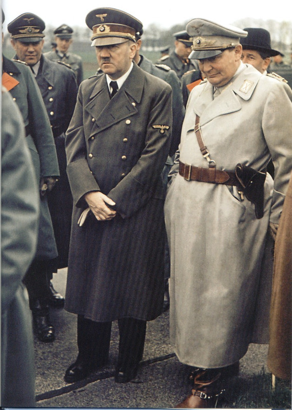 Hermann Göring y Adolf Hitler