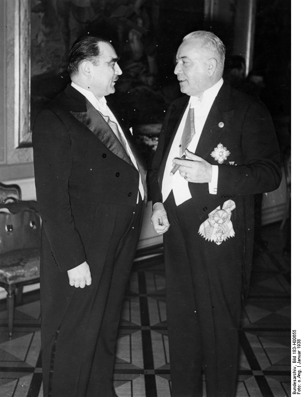 Milan Stojadinovic con el ministro de Asuntos Exteriores alemán Konstantin von Neurath, poco antes de ser destituido como Primer Ministro