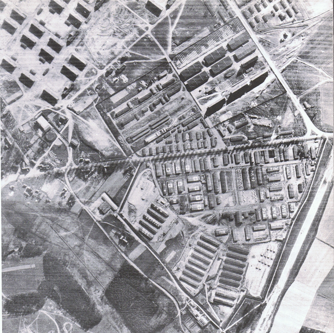 Campo de internamiento de Oggersheim en la región del Palatinado el 11 de mayo de 1945