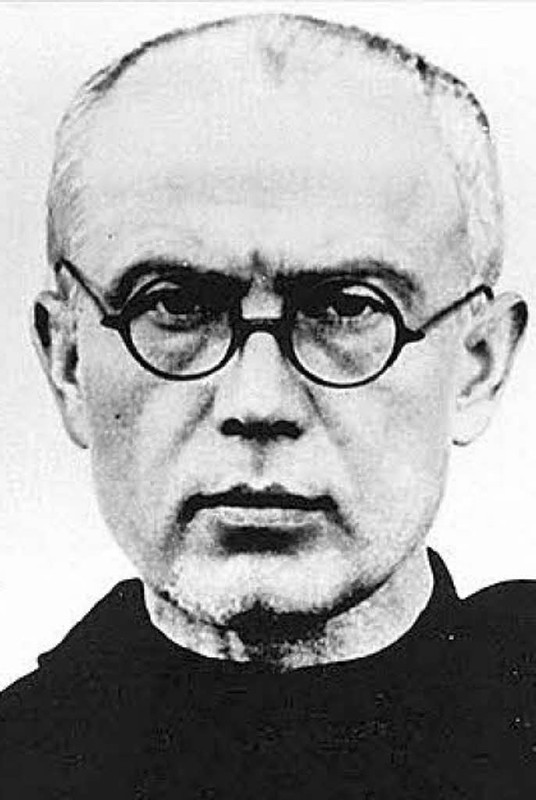 Maximilian Kolbe, Santo Polaco, fue prisionero en Auschwitz I. Fue voluntario para morir de hambre en lugar de otro prisionero, en 1941