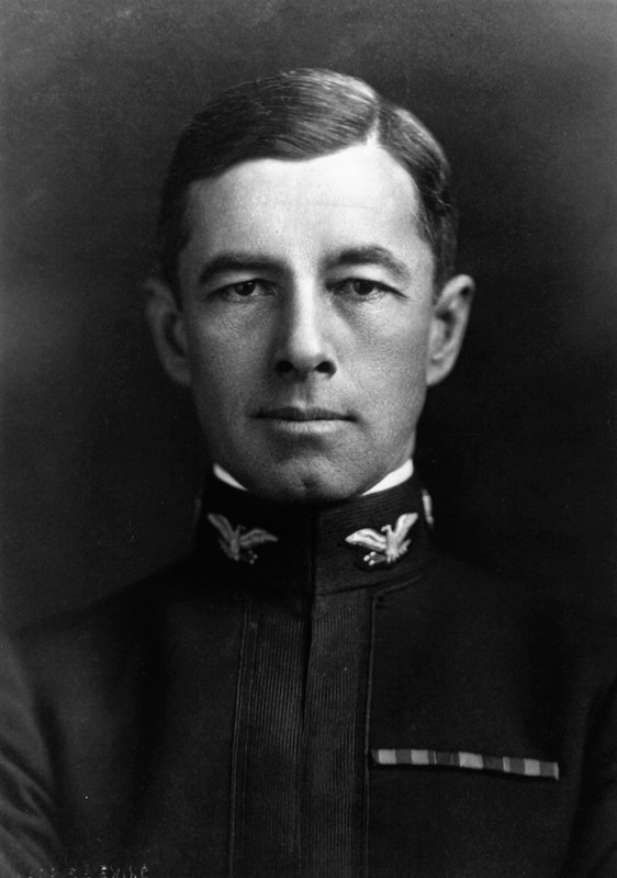 Almirante Thomas C. Hart