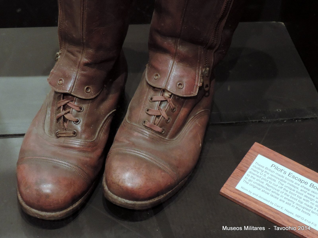 Pilots Escape Boots, Botas de Escape - WWII - National Museum Of The Mighty Eighth Air Force