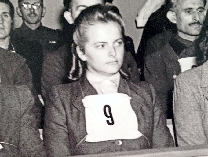 Irma Grese durate el juicio de Bergen Belsen