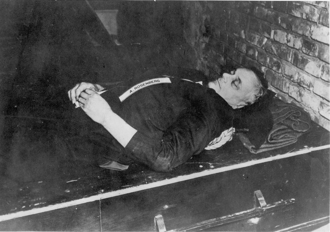 Cadáver de Alfred Rosenberg, Nuremberg 1946