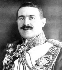 El General Petar Živkovic, jefe de la guardia real y mano derecha del Rey Alejandro, encabezó el Gobierno de la dictadura real hasta que el régimen comenzó a necesitar pactar con la oposición en 1932