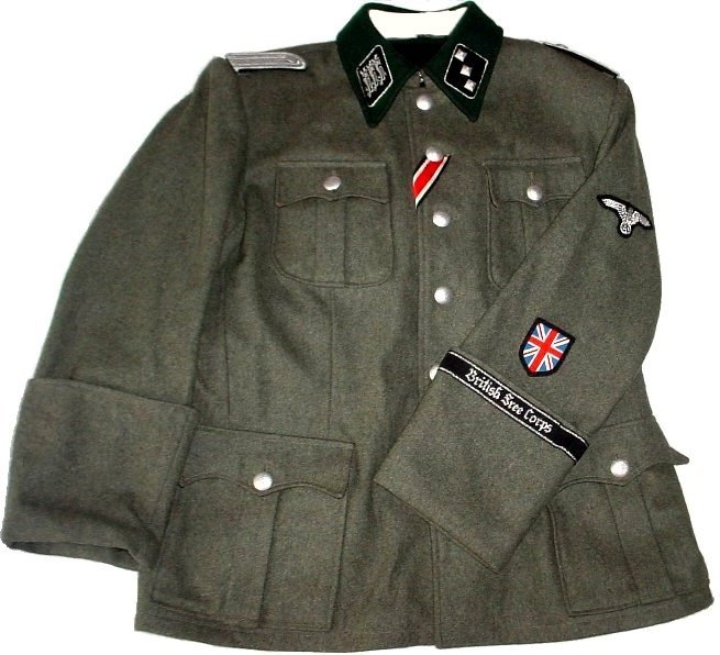 Guerrera de invierno de Alférez de las Waffen SS. Perteneciente a un voluntario británico. Puede verse el brazalete y el emblema británico