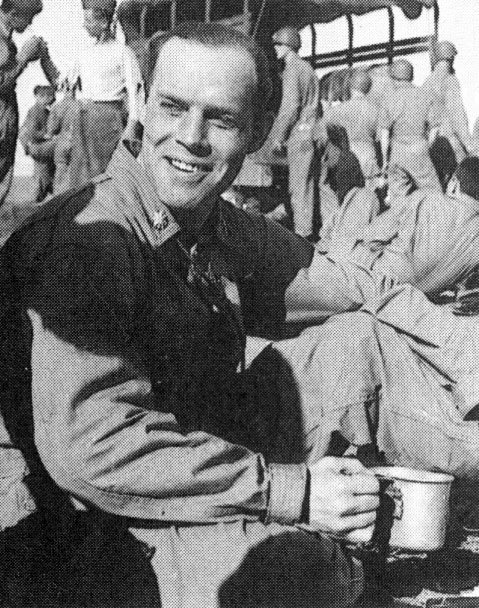 Teniente Coronel William O. Darby, comandante del 1er Batallón de Guardabosques , en las afueras de Arzew, Argelia