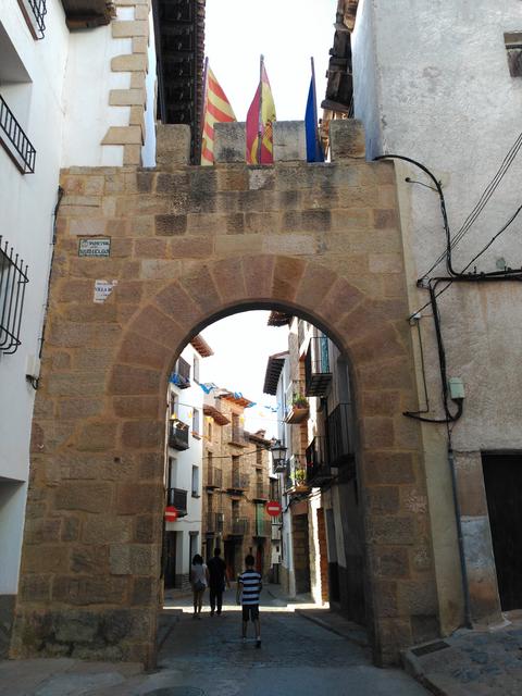 DE PUENTE POR LA SIERRA DE ALBARRACÍN, TERUEL Y ALREDEDORES CON NIÑOS - Blogs of Spain - 6 horas en Teruel y degustando Moras (Mora de Rubielos y Rubielos de Mora) (11)
