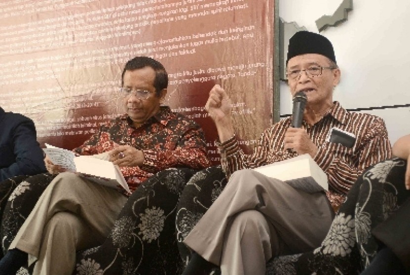 mahfud-buya