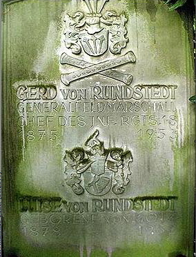 Lápida de Karl Rudolf Gerd Von Rundstedt