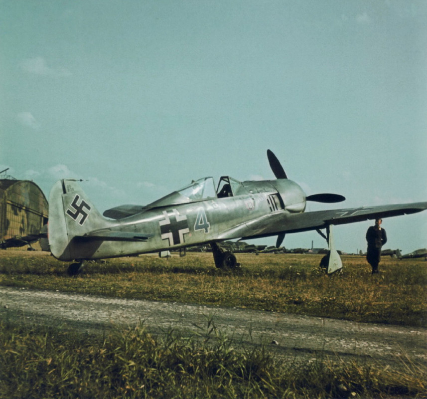 Focke-Wulf Fw 190 A-2 Blaue 4 durante su servicio en el Jagdfliegerschule 2 o 4