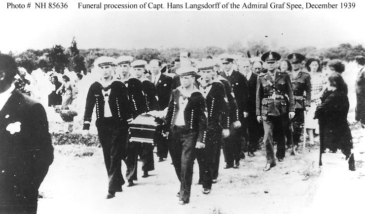 Cortejo fúnebre del capitán Hans Langsdorff del almirante Graf Spee, diciembre de 1939