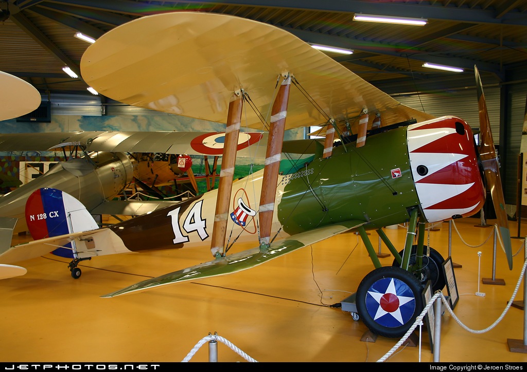 Nieuport XXVIII conservado en el Internationale Luchthaven Antwerpen en Bélgica