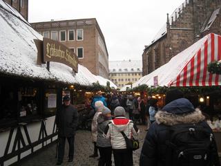 Núremberg, de ciudad Imperal a ciudad de la Navidad - Blogs de Alemania - Ultimo paseo entre las calles e historia de Núremberg (16)