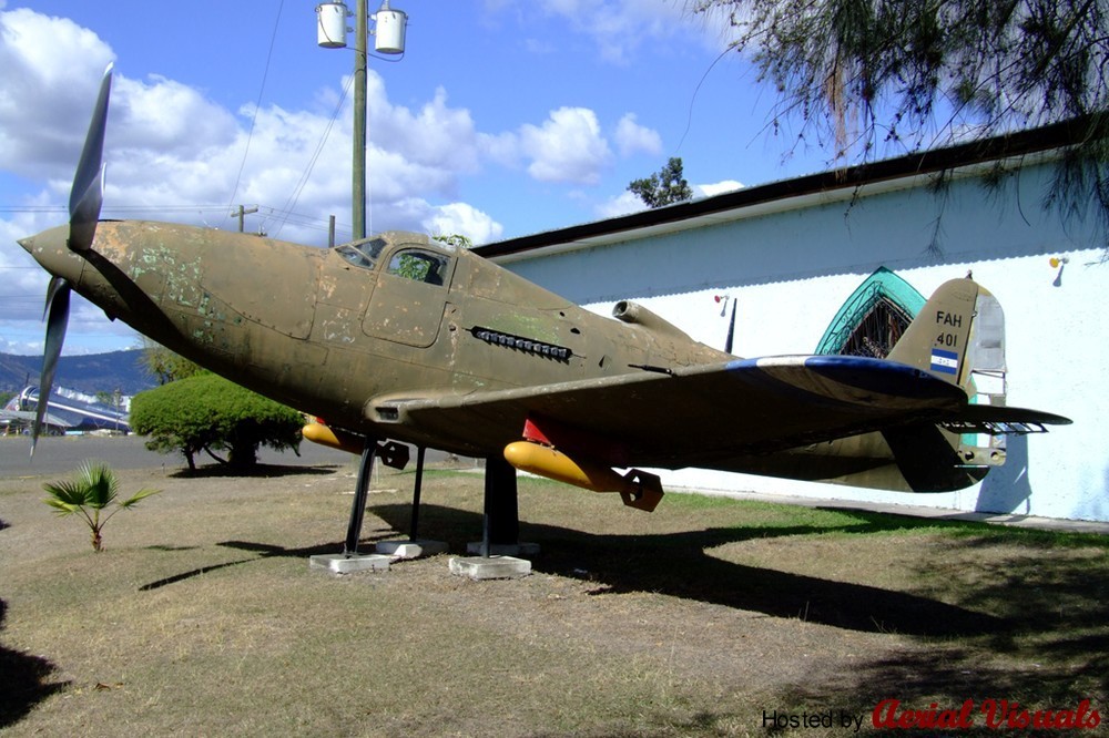 Bell P-63E Kingcobra Nº de Serie 43-11730 conservado en el Museo Del Aire, Toncontin International Airport, Tegucigalpa