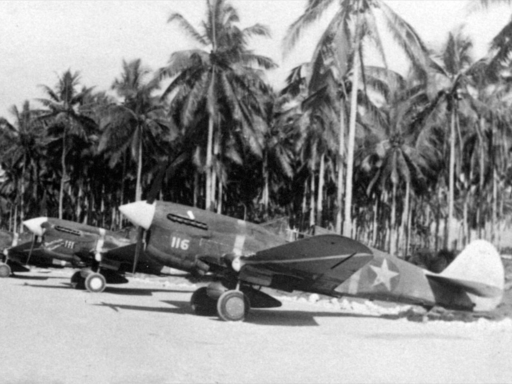 P-40F en el AerÃ³dromo de Guadalcanal