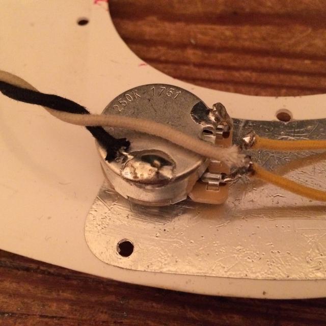 precision bass pickup soldered to volume pot