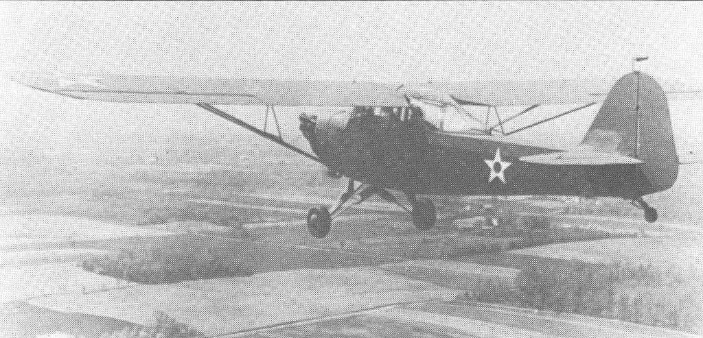 Un Taylorcraft L-2A fotografiado en 1942