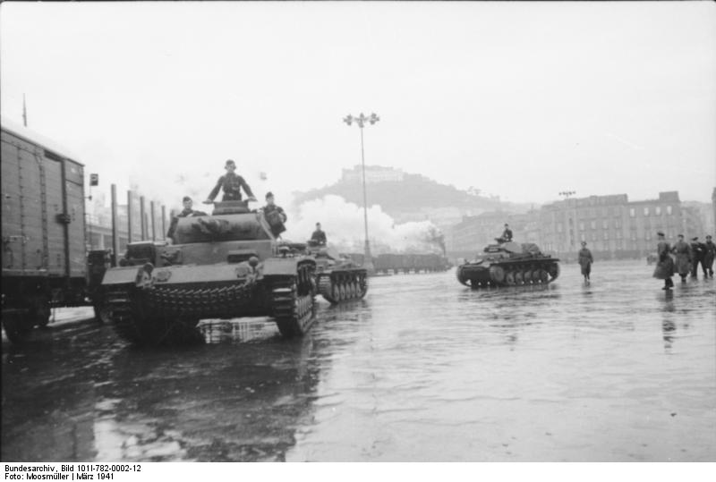 Panzerkampfwagen II en el Puerto de Nápoles, Marzo de 1941