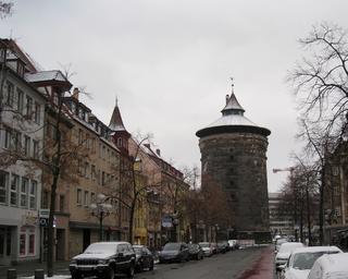 Núremberg, de ciudad Imperal a ciudad de la Navidad - Blogs de Alemania - Paseos entre la historia y las calles de Núremberg I (2)