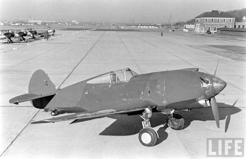 AviÃ³n de pruebas Curtiss YP-37 basado en el P-36 Hawk