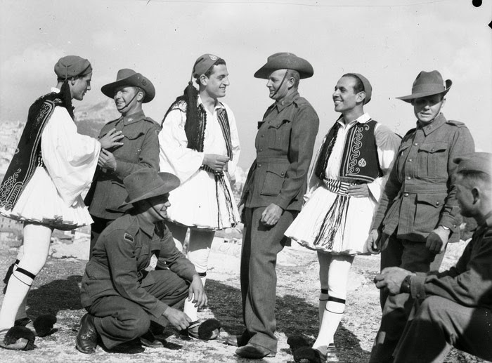 Soldados Griego y del ANZAC