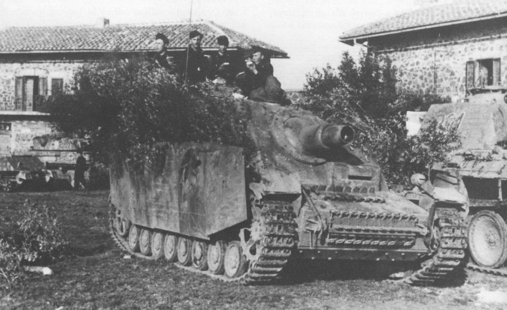 Sturmpanzer IV Brummbär perteneciente al Sturmpanzer-Abteilung 216 en 1944