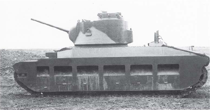 El A12E 1, primer prototipo del Matilda, durante los ensayos