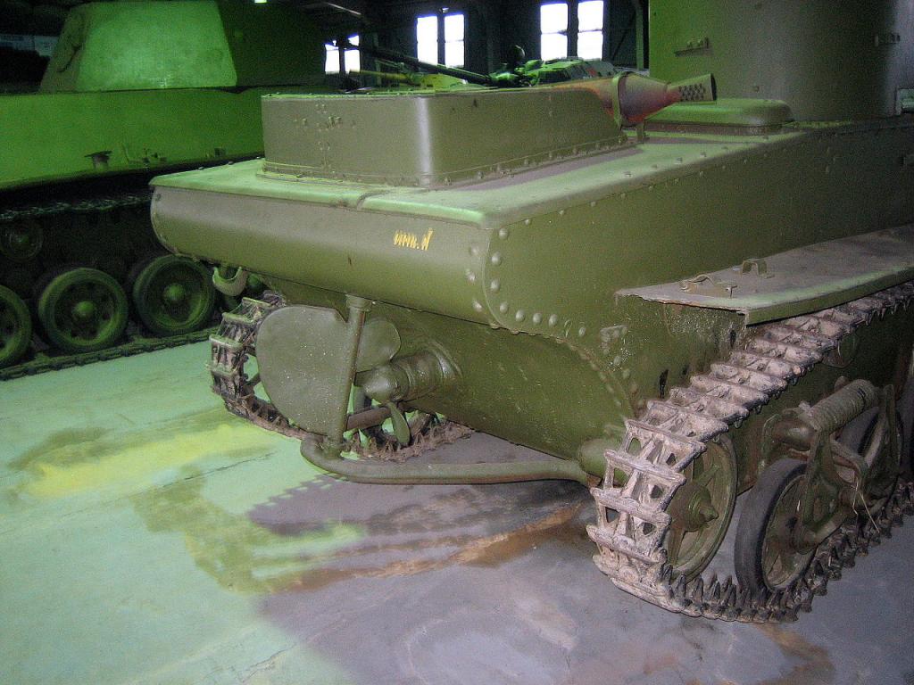 Parte trasera de un T-37 conservado en el Kubinka Tank Museum